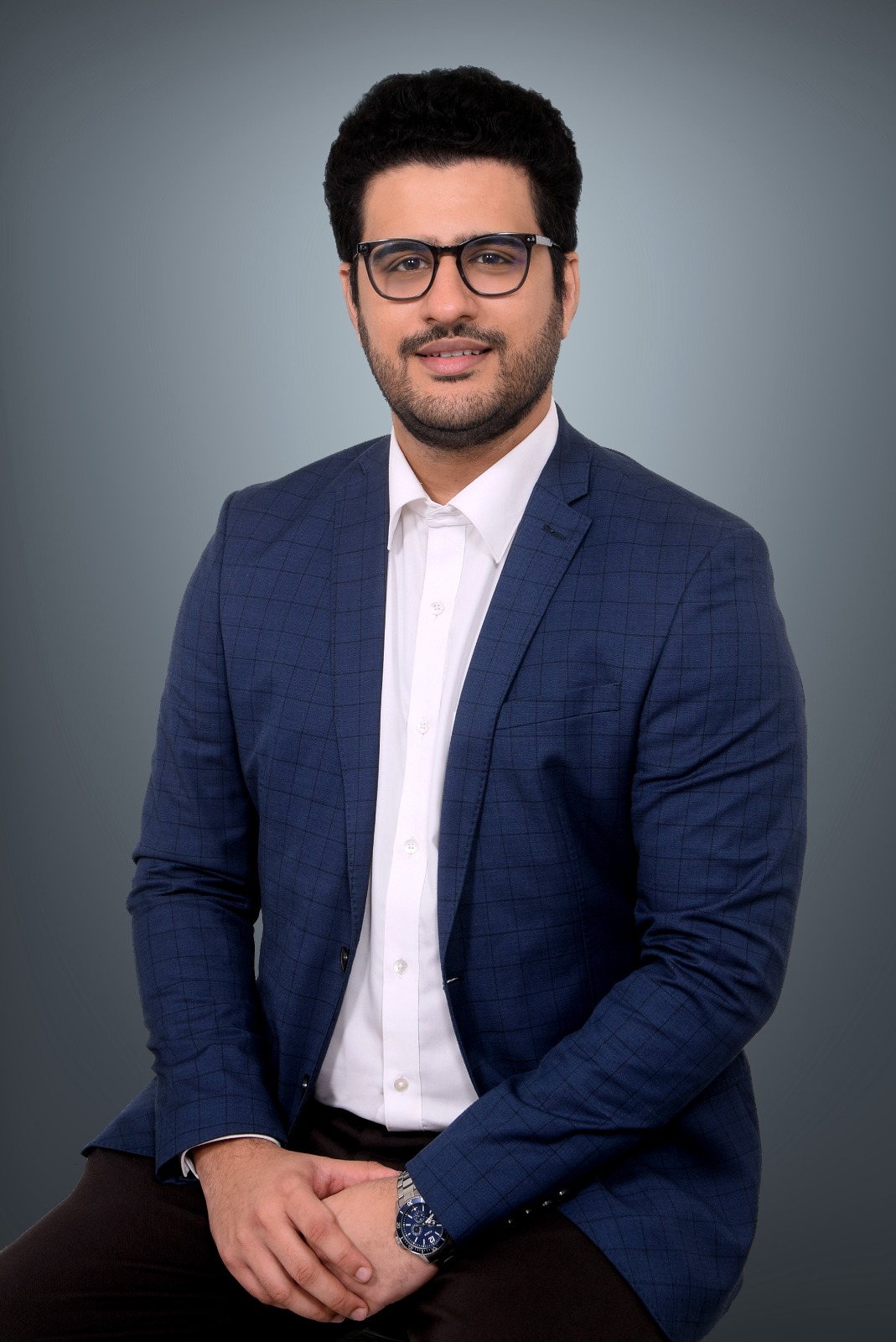 Dr. Nikhil Unnava